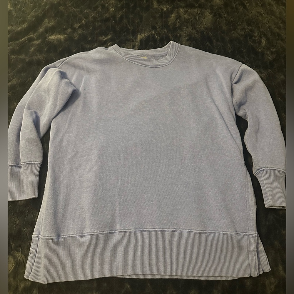 Aerie Women’s Blue Crewneck Sweater